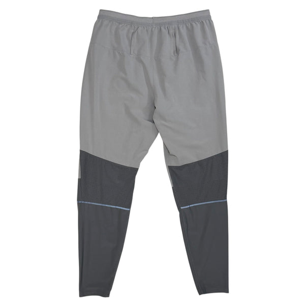 N*K* DRI-FIT SWIFT [M]