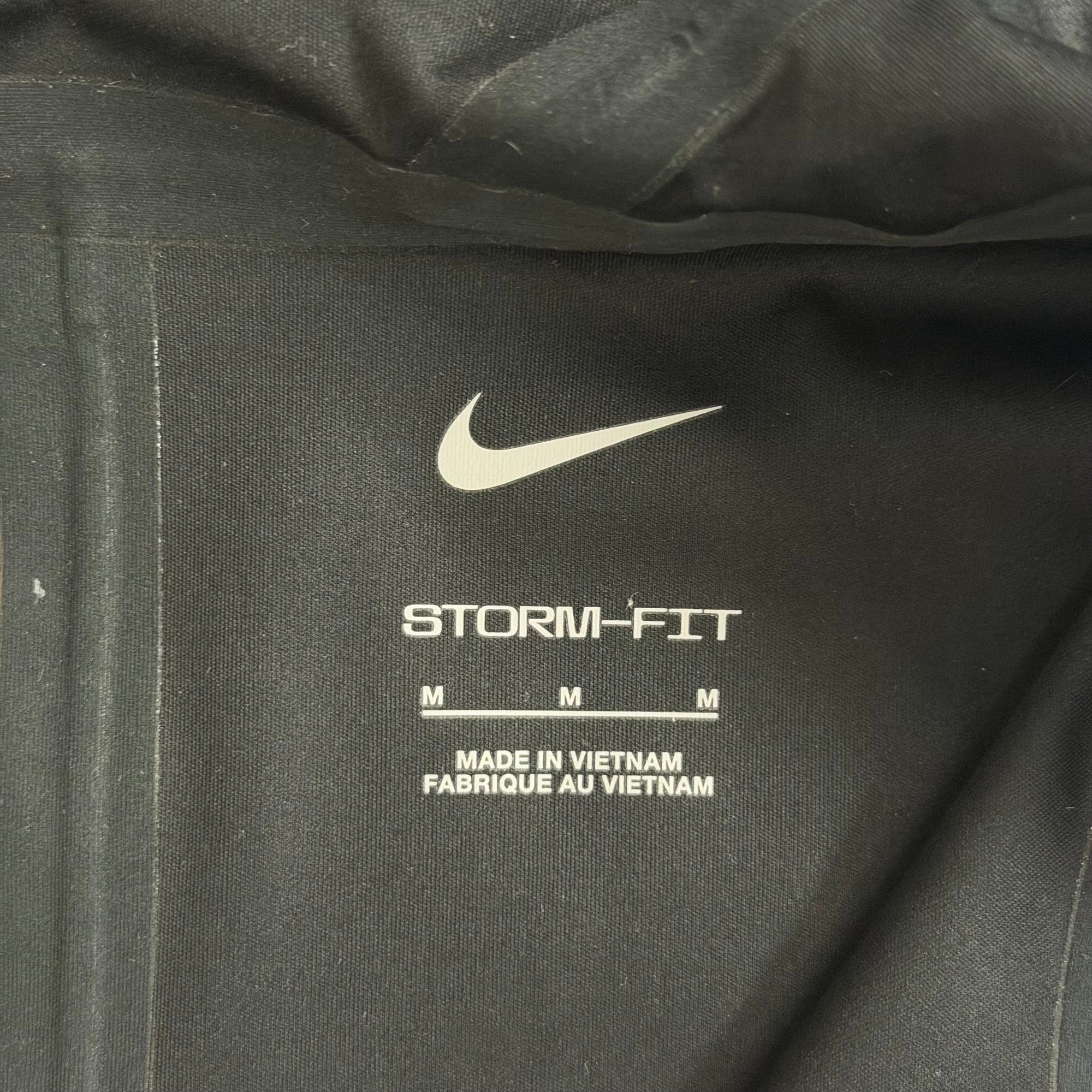 N*K* RUN DIVISION STORM-FIT